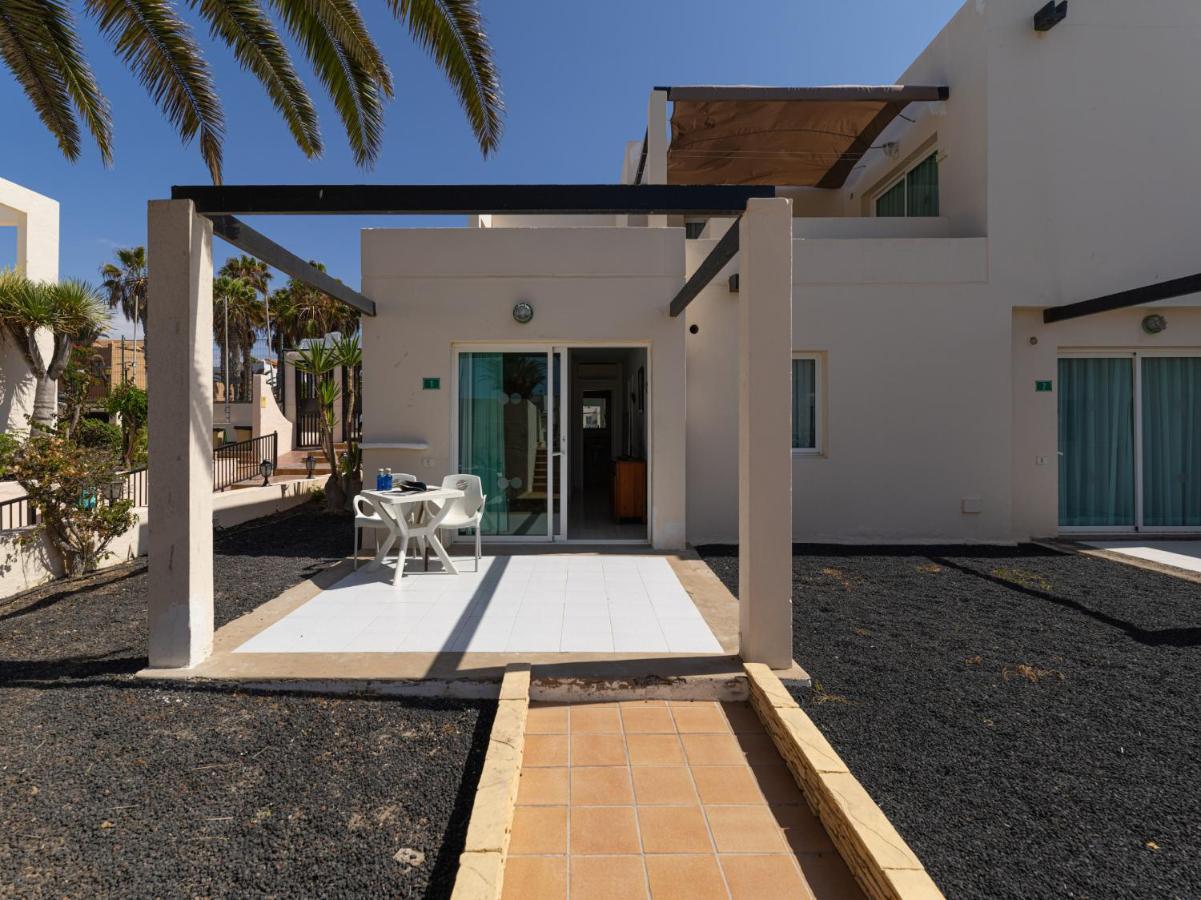 Homeforguest Apartamento Alisios 1 Con Piscina En 코라레호 외부 사진